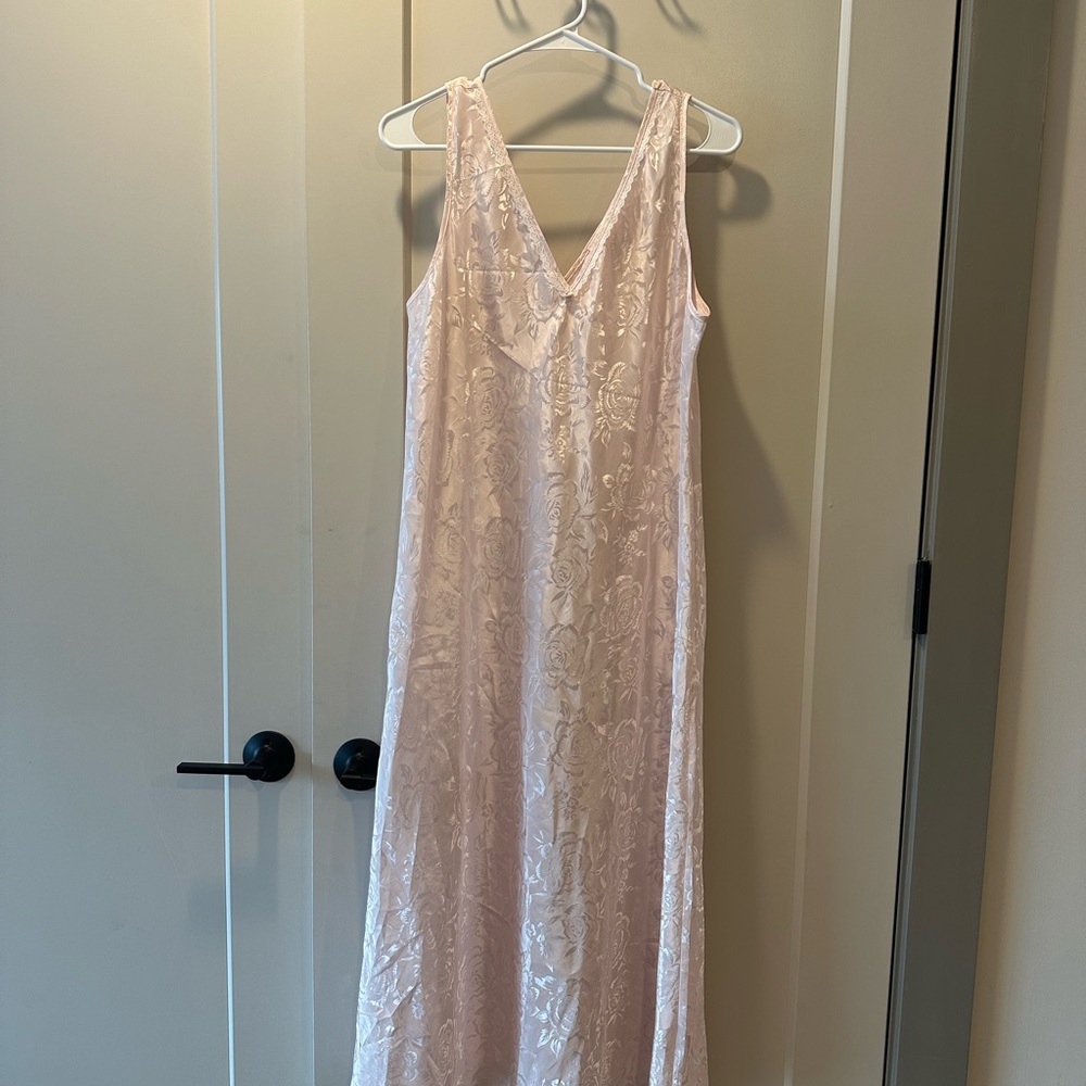 Vintage Oscar de la Renta Nightgown Slip
